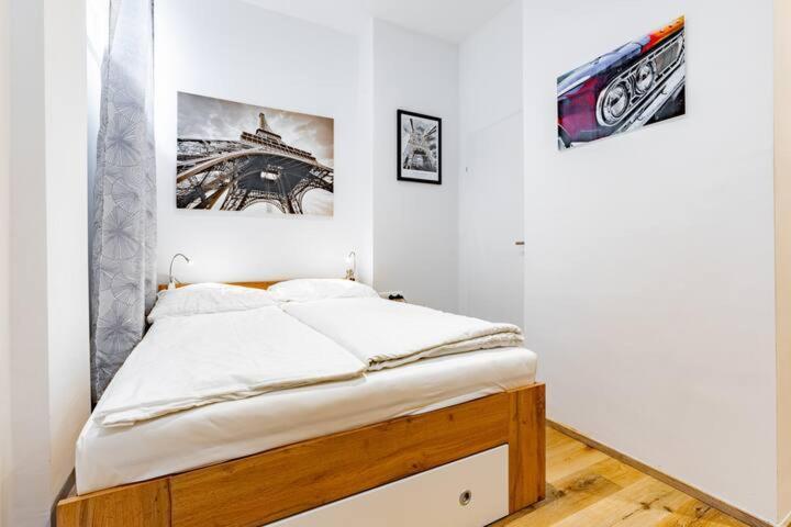וינה Budget Rooms West With Shared Kitchen מראה חיצוני תמונה